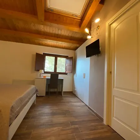 Tiberio Farm stay *