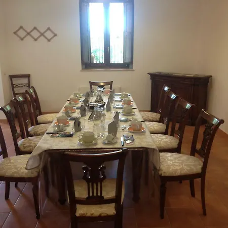 Tiberio Farm stay San Mauro Castelverde