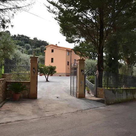 Tiberio Farm stay San Mauro Castelverde