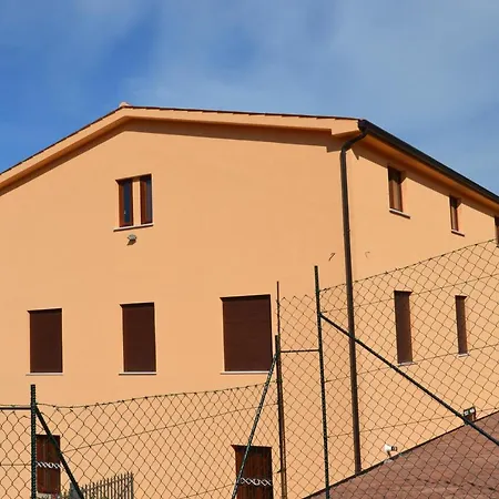 Tiberio Farm stay *