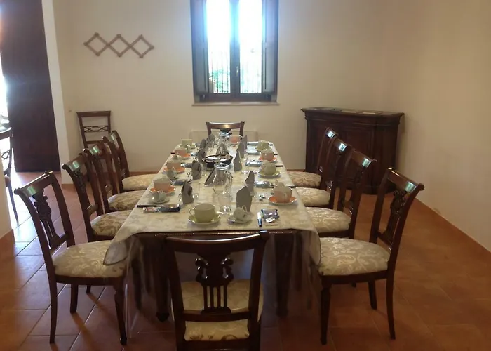 Tiberio 农家乐 San Mauro Castelverde